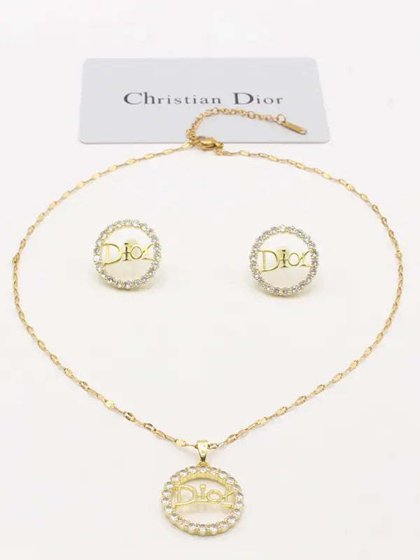 طقم ديور ناعم 2 قطع اطقم dior
