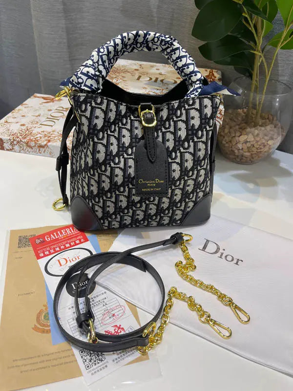 شنطة ديور دير اوبليك ماستر شنط وحقائب dior bags