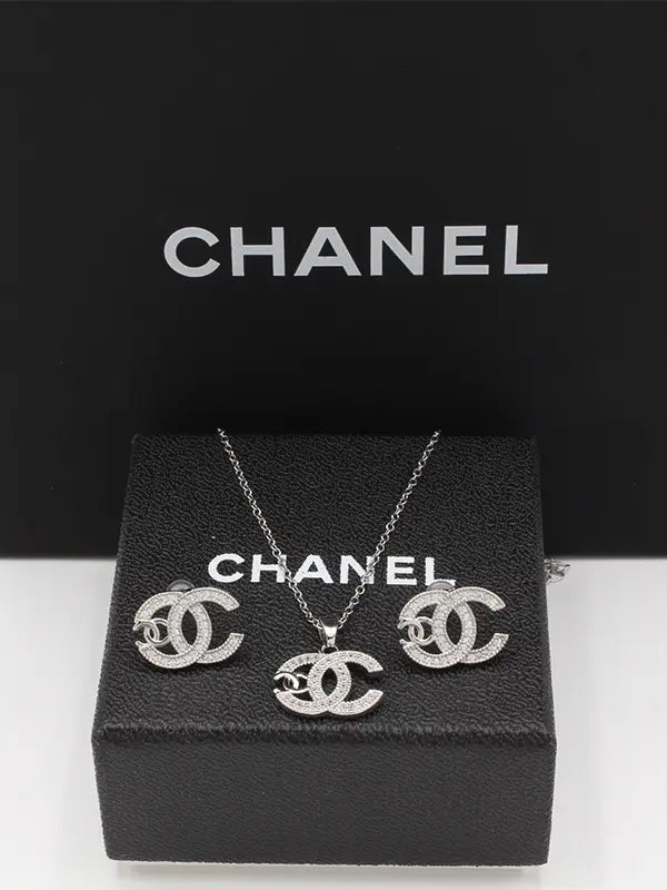 طقم شانيل زركون الجديد اطقم chanel فضي