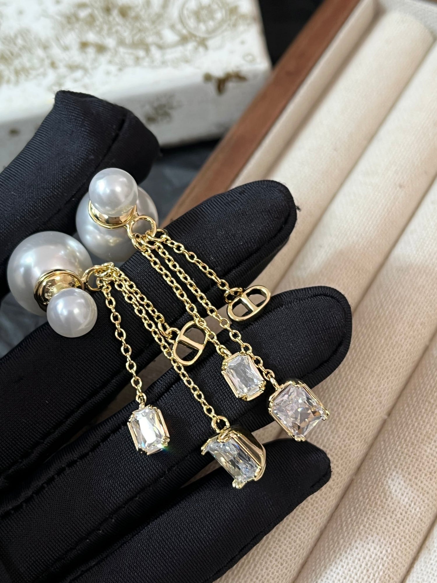 حلق ديور لولو طويل لاينز زركون حلق dior