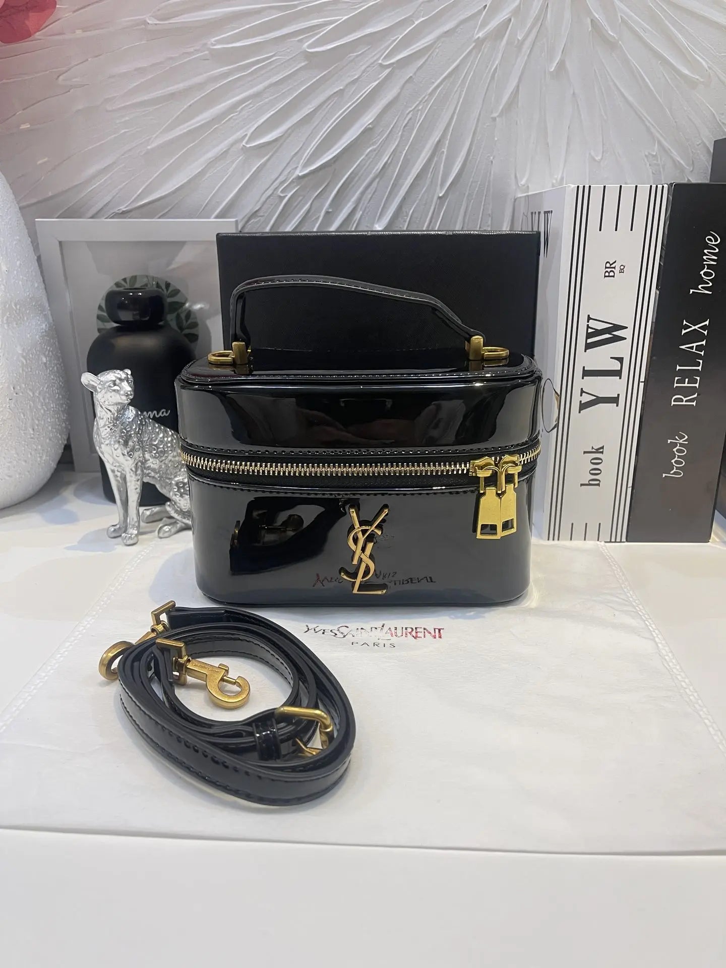 شنطة ايف سان لوران صغيره شاينق شنط وحقائب ysl bag