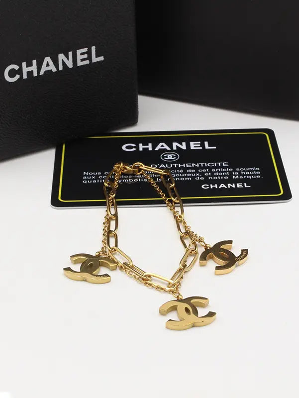 اسوارة شانيل دبل شاين لوقو ثري بندنت اسواره chanel