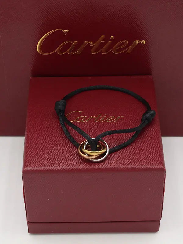 اساور كارتير خيط اسود لوقو اسواره CARTIER ذهبي