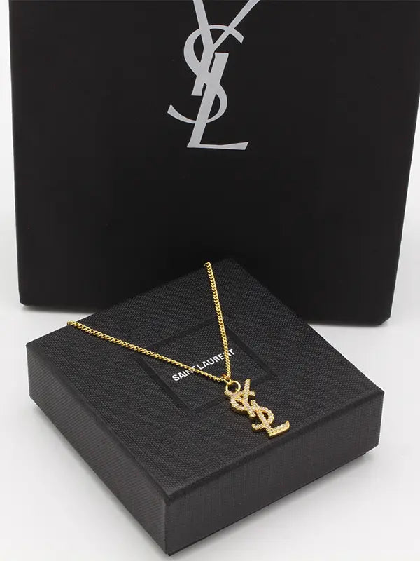 سلسال ايف سان لوران زركون الماستر سلسال ysl