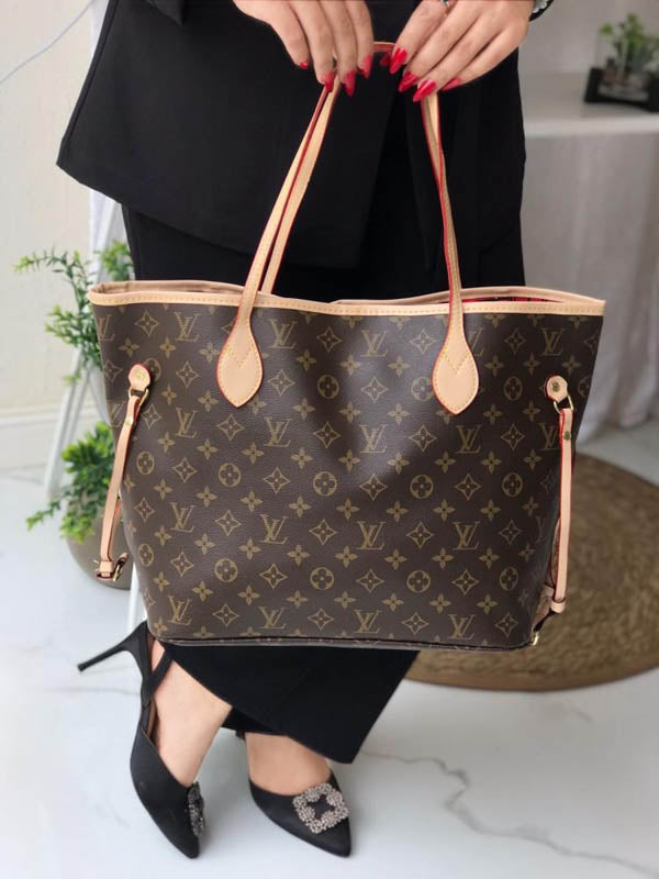 شنطة لويس فيتون ماستر كبيرة شنط وحقائب louis vuitton bags