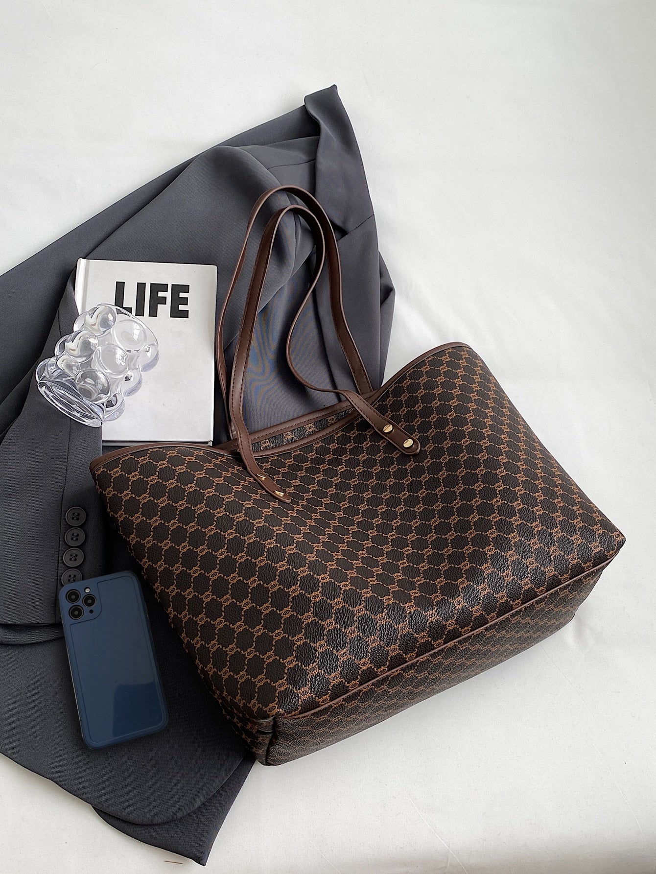 حقيبة جامعية بني شنط وحقائب شنط