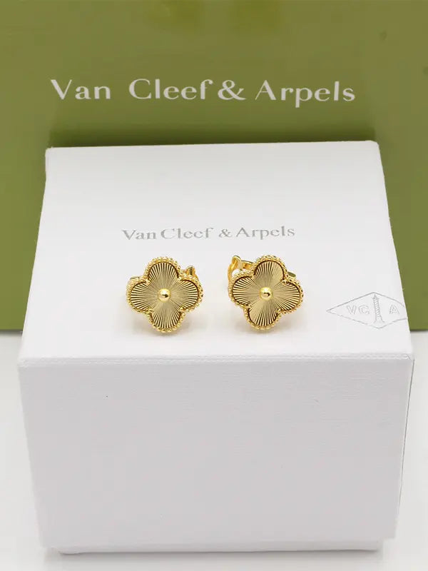 حلق فان كليف كبس الماستر حلق van cleef ذهبي