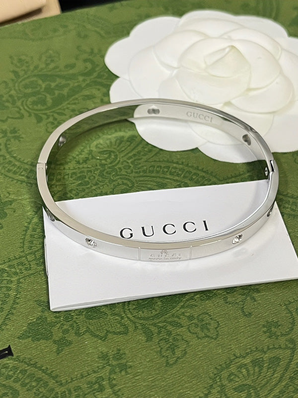 اسواره قوتشي بانقل هارت اسواره gucci فضي