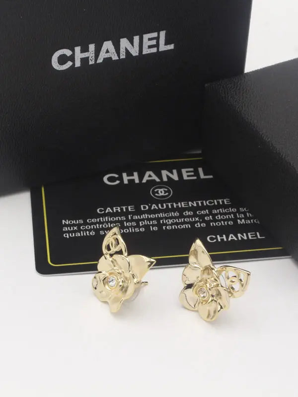 حلق شانيل ورد 654 ماستر حلق chanel