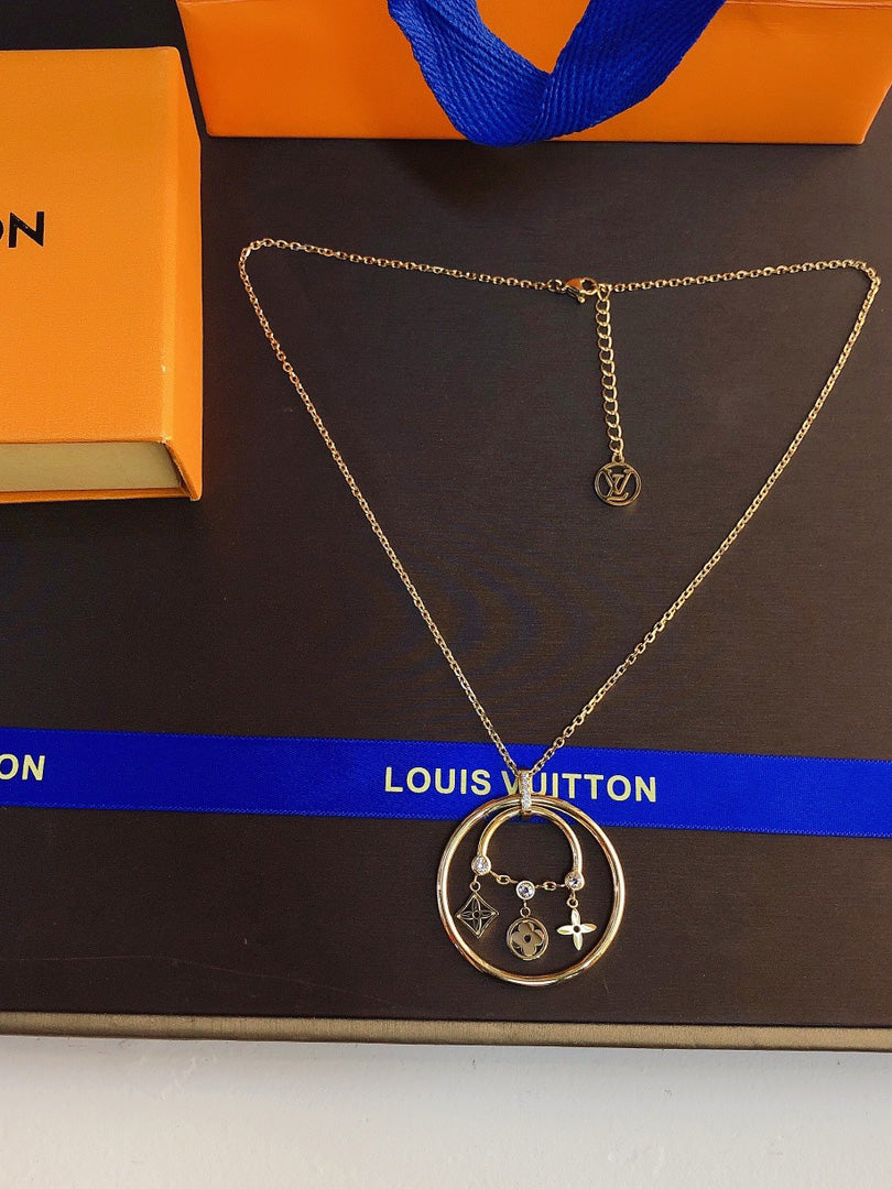 سلسال لويس فيتون دبل سيركلز سلسال louis vuitton ذهبي