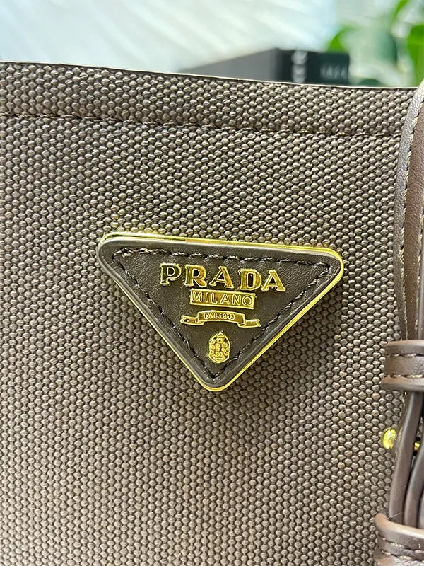 شنطة برادا شنط وحقائب brada bags