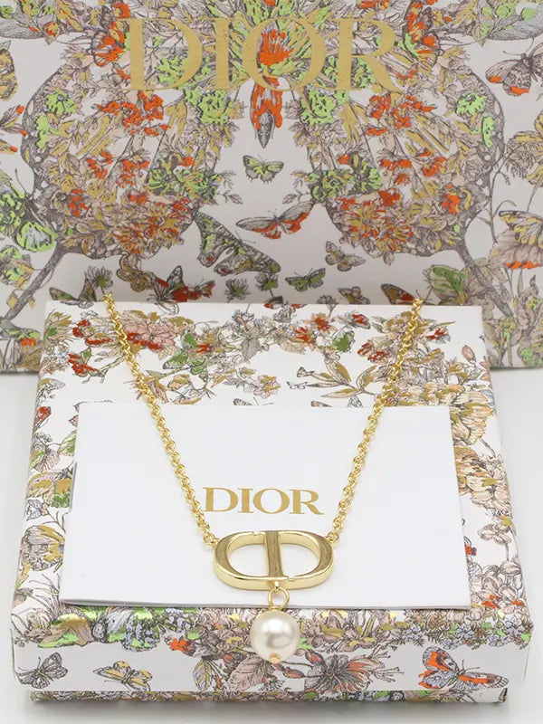 سلسال ديور سلسال dior ذهبي