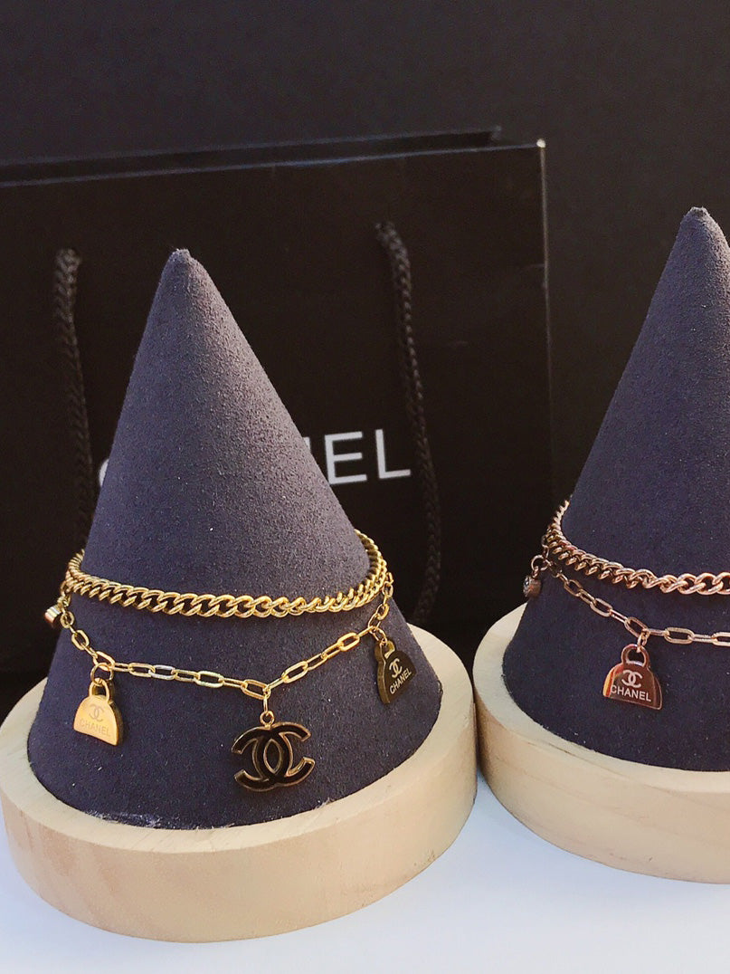 اساور شانيل لوقو بندنتس اسواره chanel