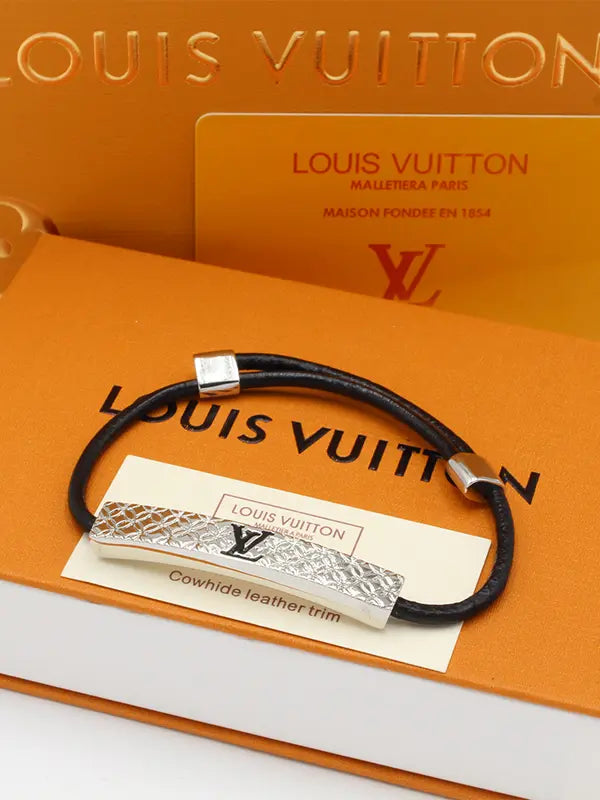 اساور لويس فيتون رجالي بلاك ليذر هاي فيرجن اسواره louis vuitton