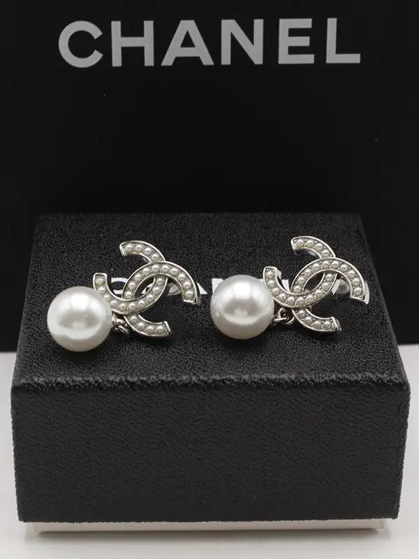 حلق شانيل لولو بيرل نيو حلق chanel