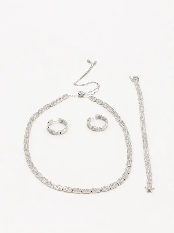 طقم اي بي ام زركون لوقو فضي اطقم APM