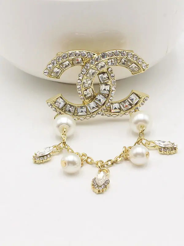 بروش شانيل كرستال لولو بيرل بروش chanel