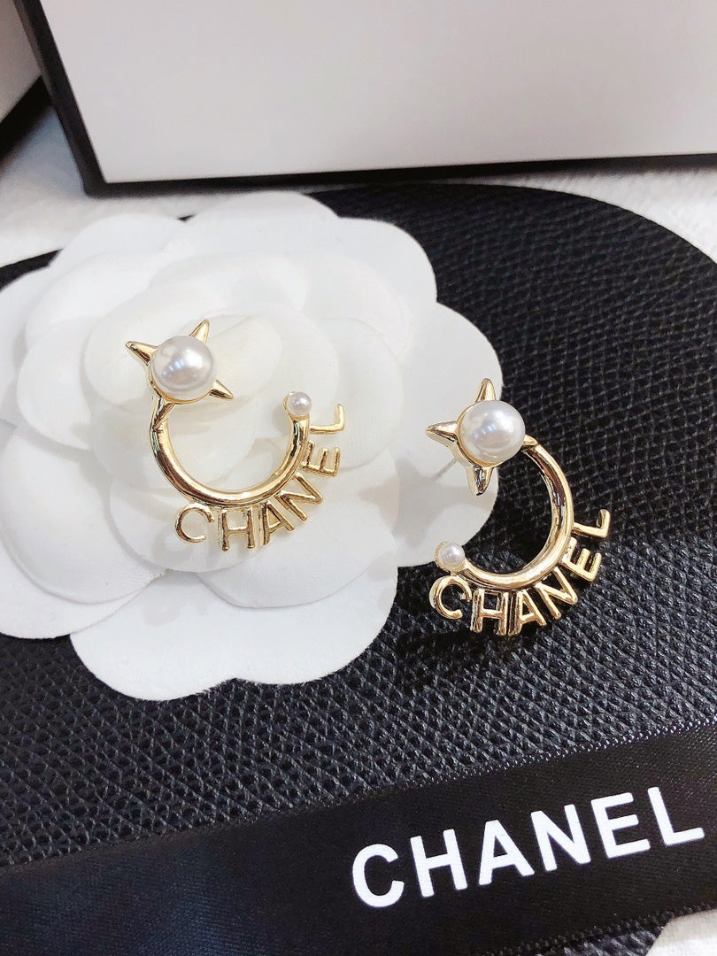 حلق شانيل 8040 حلق chanel ذهبي