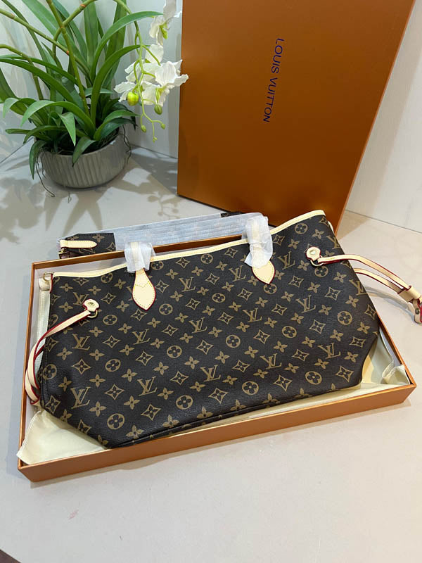 شنطة لويس فيتون ماستر كبيرة شنط وحقائب louis vuitton bags