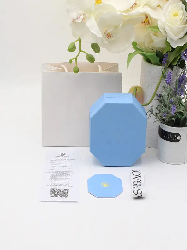 ملحقات سواروفسكي للاطقم بلو وايت هدايا Swarovski