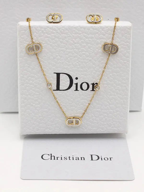 طقم ديور سي دي ناعم 2 قطع اطقم dior