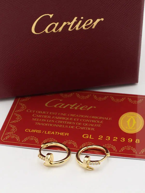حلق كارتير زركون كبس صغير لوقو حلق CARTIER ذهبي