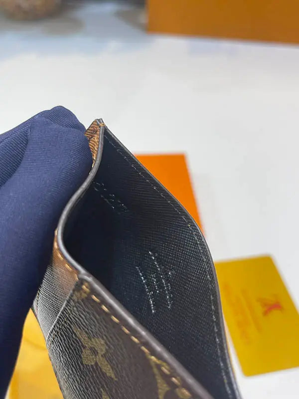 بوك لويس فيتون مع بوكس 375 محافظ louis vuitton bags