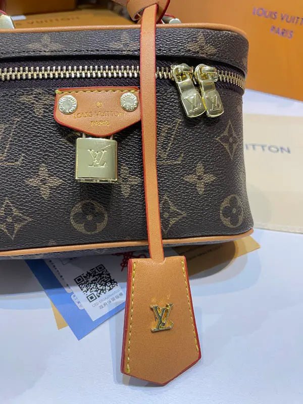 شنطة لويس فيتون ماستر نيو لوك شنط وحقائب louis vuitton bags