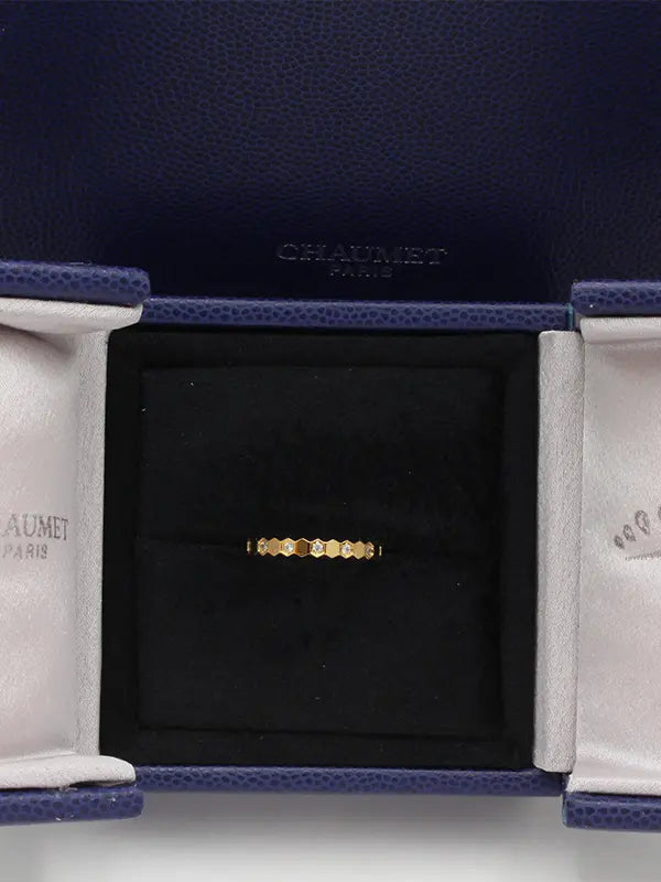 دبلة شومية لوقو هاف ستون خواتم chaumet