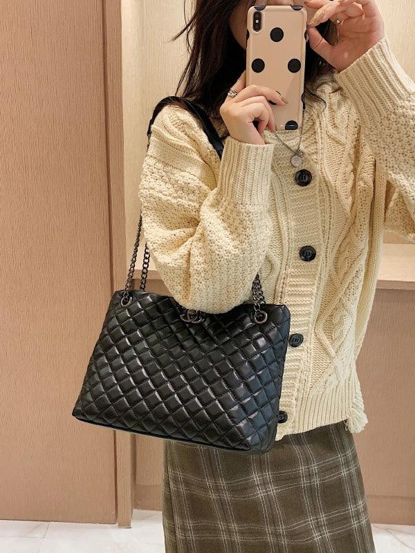 شنطة اسود مستوحى من شانيل شنط وحقائب chanel