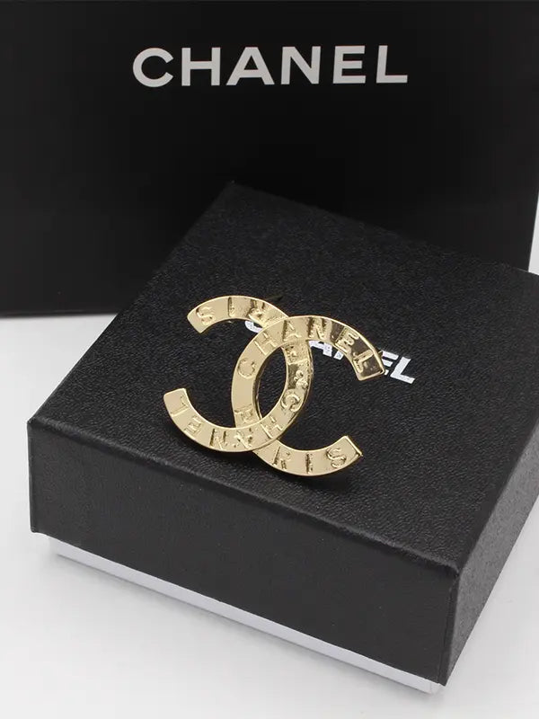 بروش شانيل 221 بروش chanel