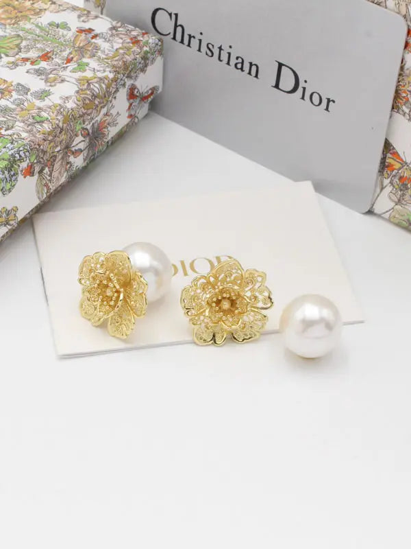 حلق ديور فلاور اند بيرل ماستر حلق dior