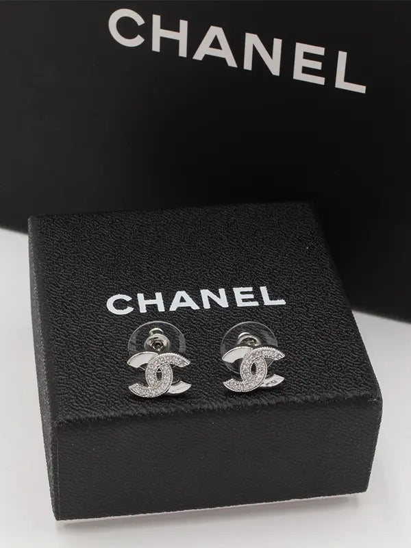حلق شانيل 552 حلق chanel