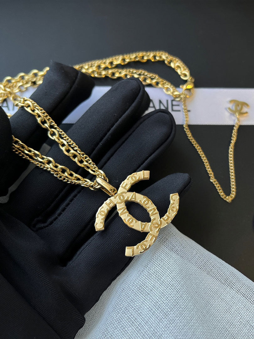 سلسال شانيل شعار كبير شاينز سلسال chanel
