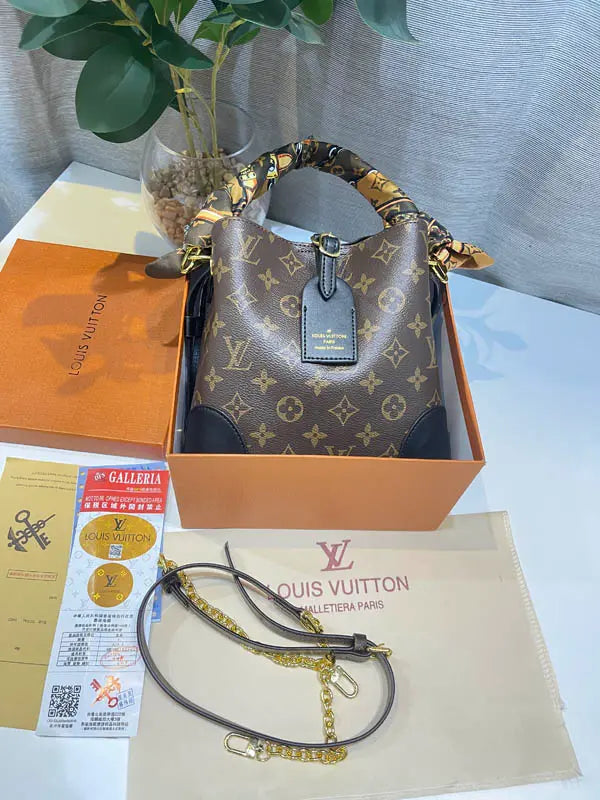 شنطة لويس فيتون الجديد ماستر 84 شنط وحقائب louis vuitton bags بني
