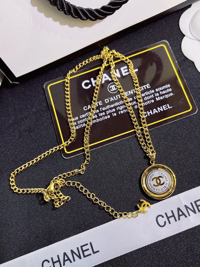 سلسال شانيل بيق لوقو سلسال chanel