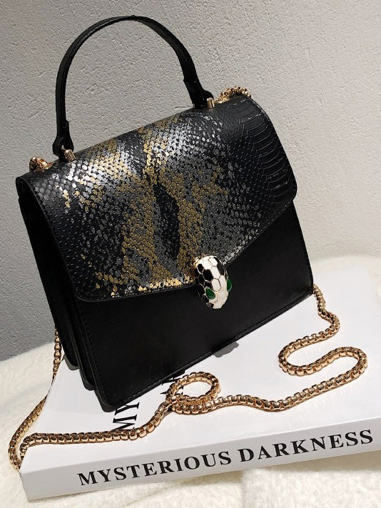 شنطة مستوحى من بولغاري شنط وحقائب bvlgari اسود