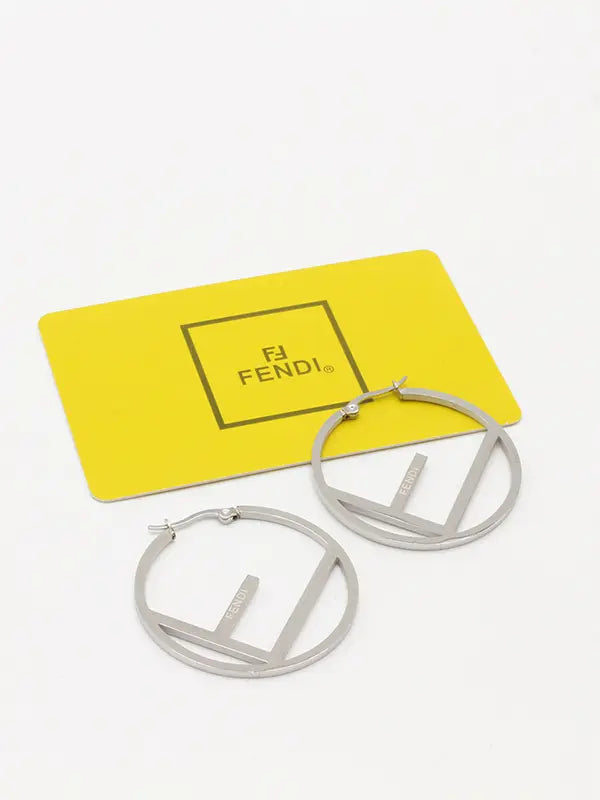 حلق فندي مدور كبير فلات لوقو حلق fendi فضي