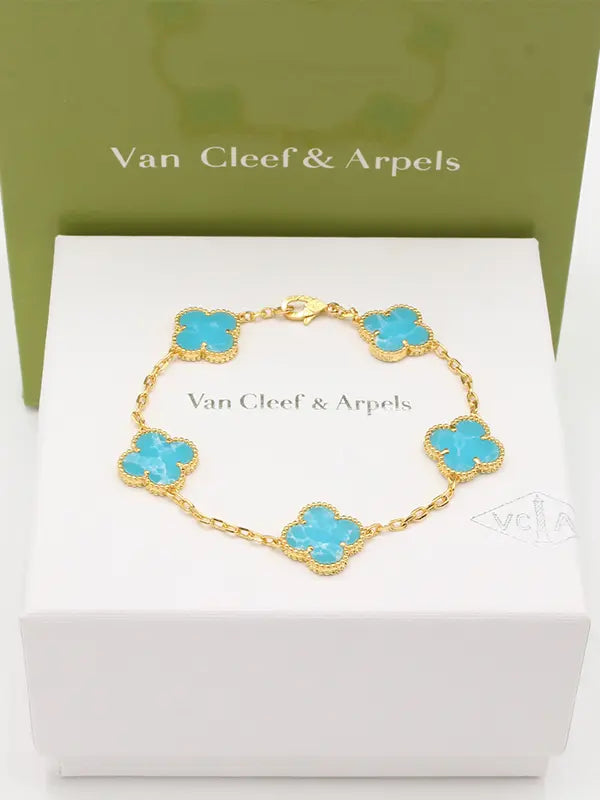 اساور فان كليف الماستر الجديده