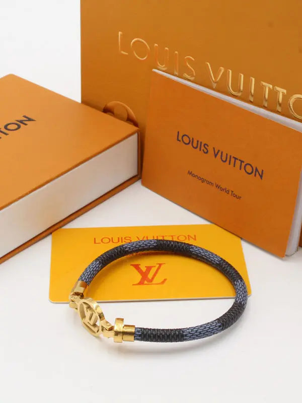 اساور لويس فيتون جلد LV LOGO اسواره louis vuitton
