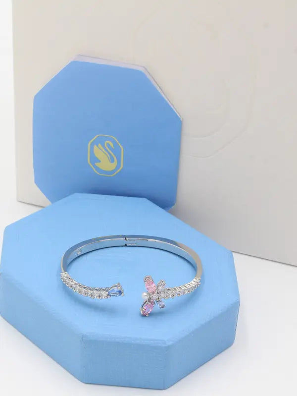 اسواره سواروفسكي اريانا غراندي بانقل ماستر اسواره Swarovski