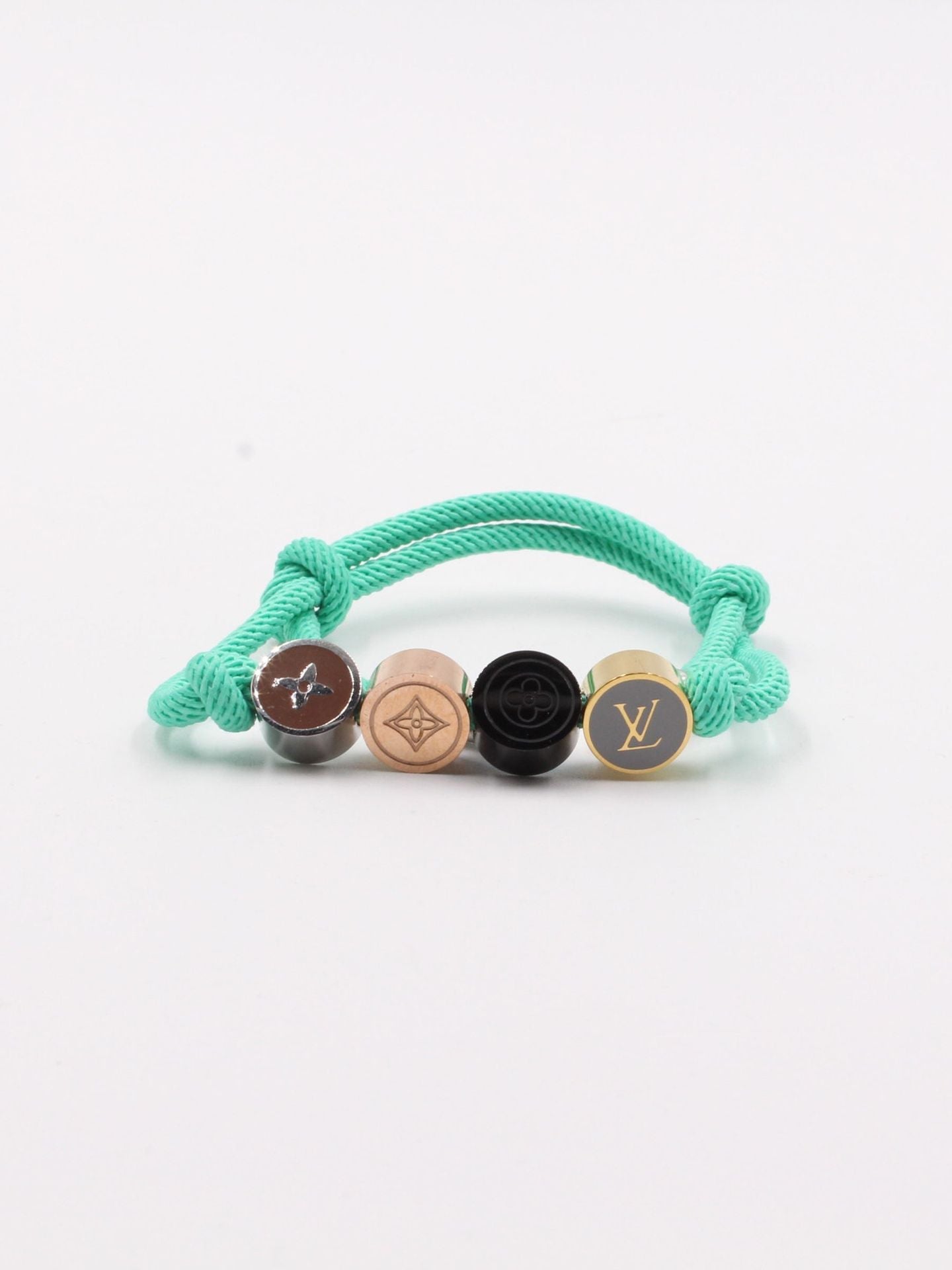 اسوارة لويس فيتون ليذر