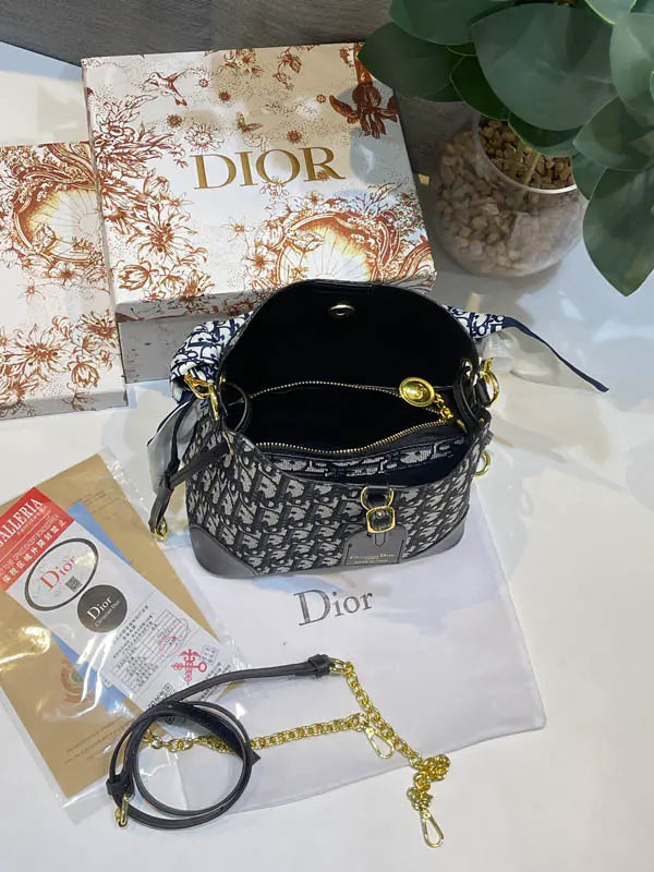 شنطة ديور دير اوبليك ماستر شنط وحقائب dior bags