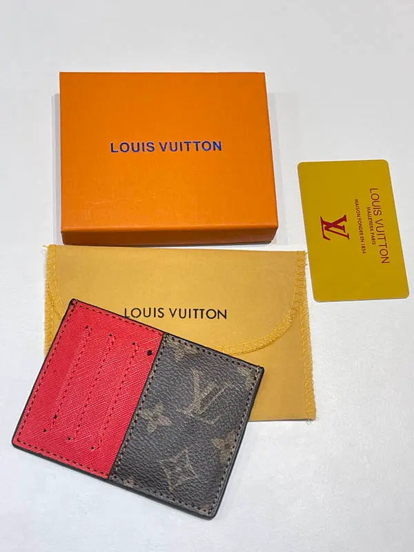 بوك لويس فيتون مع بوكس محافظ louis vuitton bags