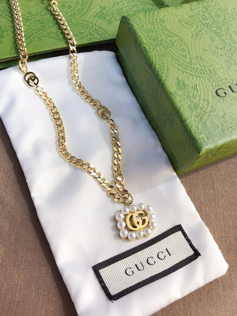 سلسال قوتشي شعار لولو ذهبي سلسال gucci