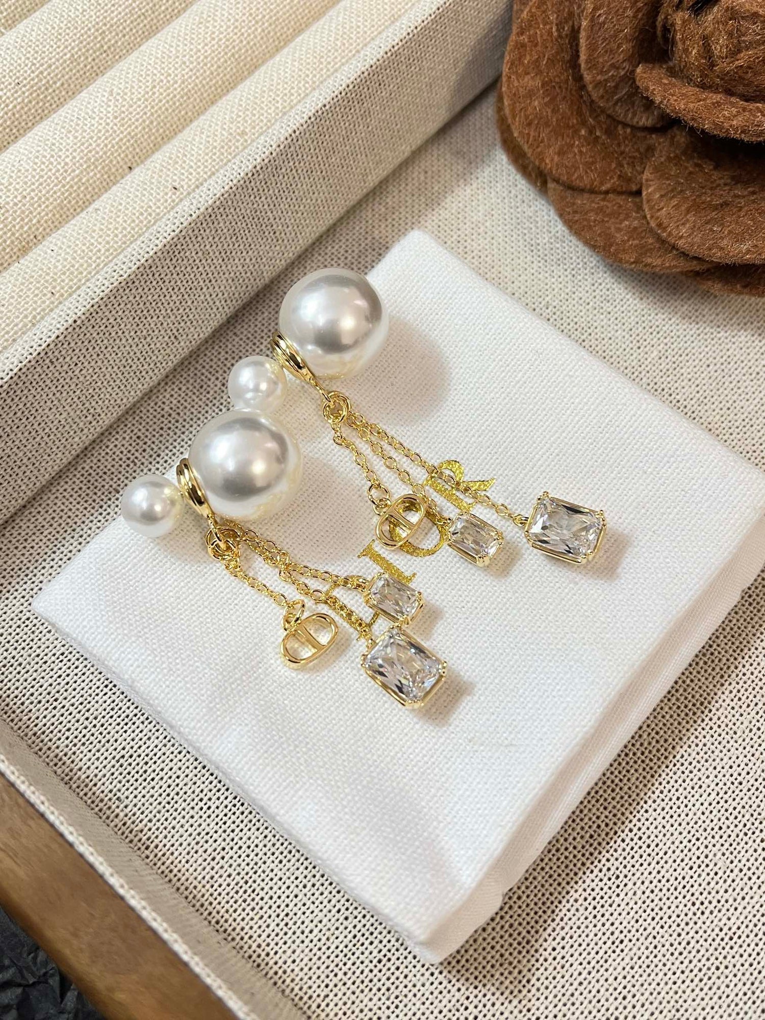 حلق ديور لولو طويل لاينز زركون حلق dior