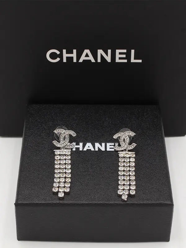حلق شانيل 541 حلق chanel