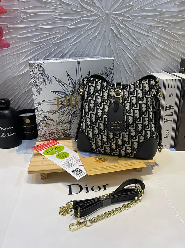 شنطة ديور ماستر وسط شنط وحقائب dior bags