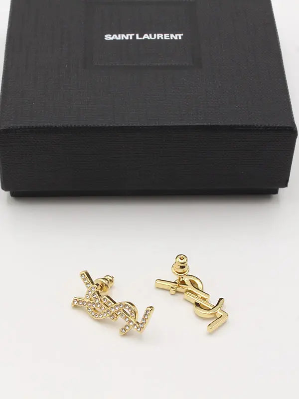 حلق ايف سان لوران كريستال لوقو حلق ysl