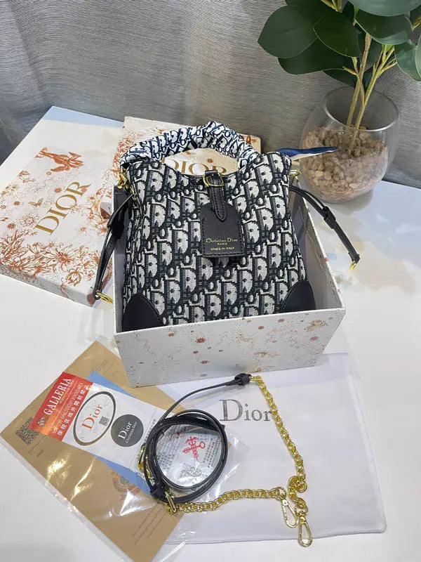 شنطة ديور دير اوبليك ماستر شنط وحقائب dior bags